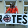  Olsztyńscy lekarze, pielęgniarki i ratownicy medyczni poparli protest głodowego lekarzy w Warszawie. Pikietę zorganizowano na rynku Starego Miasta.